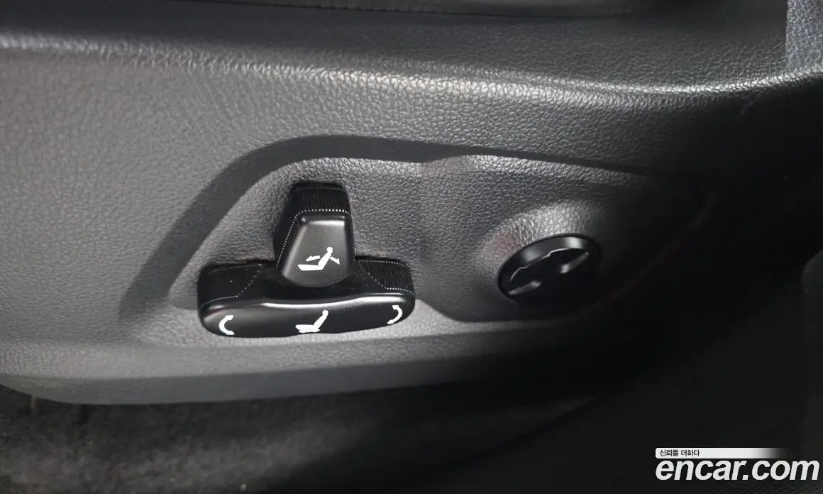SsangYong Rexton 2019 2.2 автомат (гидро), фото 31 SsangYong Rexton 2019 2.2 автомат (гидро), фото 31
