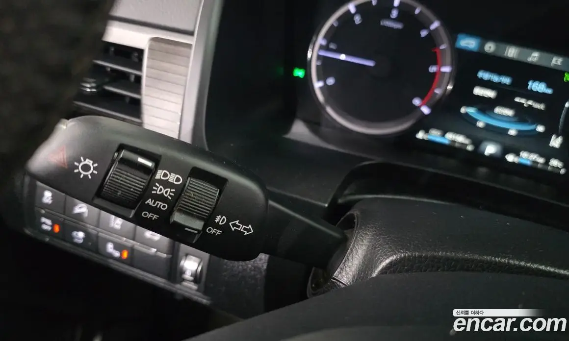 SsangYong Rexton 2019 2.2 автомат (гидро), фото 33 SsangYong Rexton 2019 2.2 автомат (гидро), фото 33