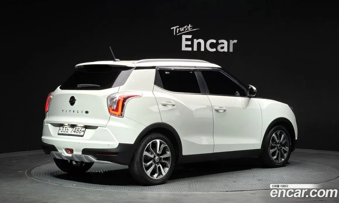 SsangYong TIBOLI 2015 1.6 автомат (гидро), фото 2 SsangYong TIBOLI 2015 1.6 автомат (гидро), фото 2