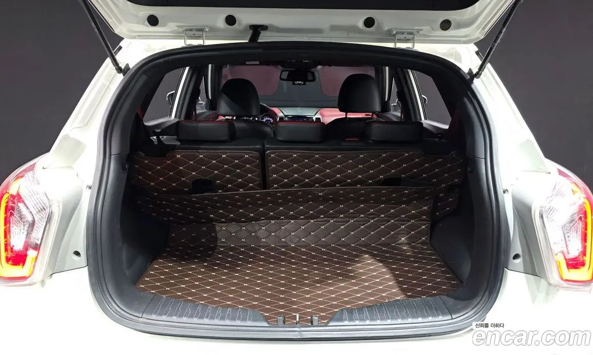 SsangYong TIBOLI 2015 1.6 автомат (гидро), фото 20 SsangYong TIBOLI 2015 1.6 автомат (гидро), фото 20