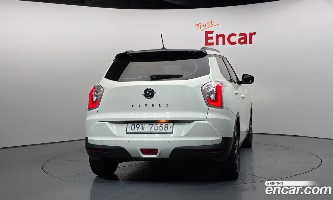 SsangYong TIBOLI 2015 1.6 автомат (гидро), фото 4 SsangYong TIBOLI 2015 1.6 автомат (гидро), фото 4