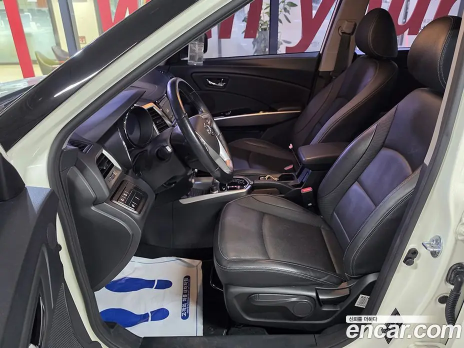SsangYong TIBOLI 2015 1.6 автомат (гидро), фото 8 SsangYong TIBOLI 2015 1.6 автомат (гидро), фото 8