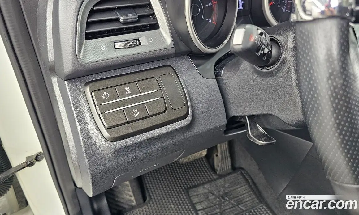 SsangYong TIBOLI 2018 1.6 автомат (гидро), фото 22 SsangYong TIBOLI 2018 1.6 автомат (гидро), фото 22
