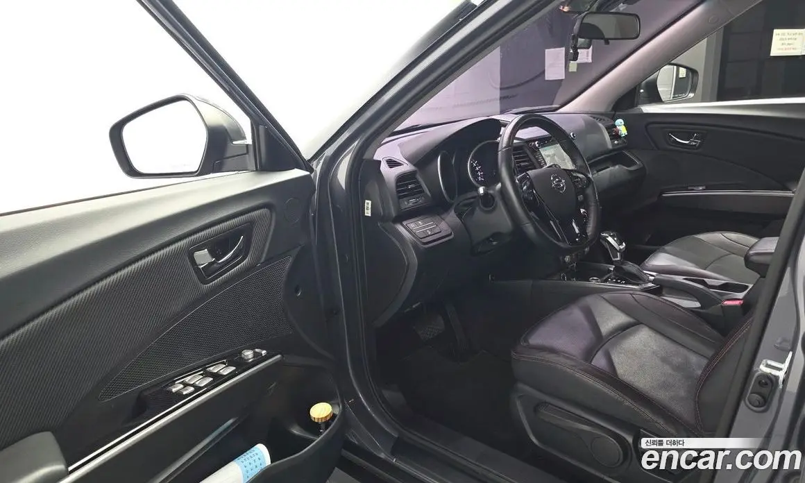 SsangYong TIBOLI 2019 1.6 автомат (гидро), фото 10 SsangYong TIBOLI 2019 1.6 автомат (гидро), фото 10
