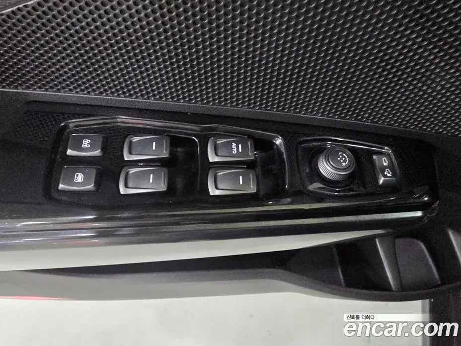 SsangYong TIBOLI 2021 1.5 автомат (гидро), фото 7 SsangYong TIBOLI 2021 1.5 автомат (гидро), фото 7