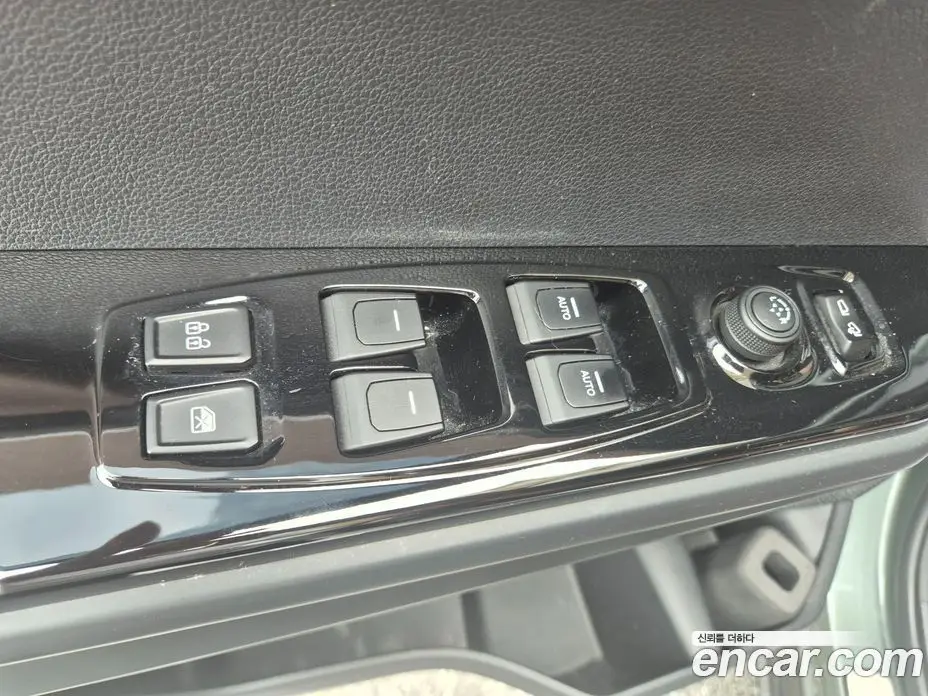 SsangYong Torres 2022 1.5 автомат (гидро), фото 12 SsangYong Torres 2022 1.5 автомат (гидро), фото 12
