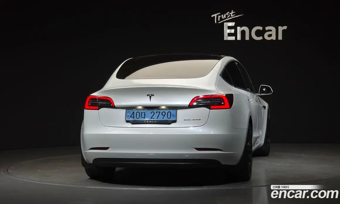 Tesla Model 3 2020 0.2 автомат (гидро), фото 4 Tesla Model 3 2020 0.2 автомат (гидро), фото 4