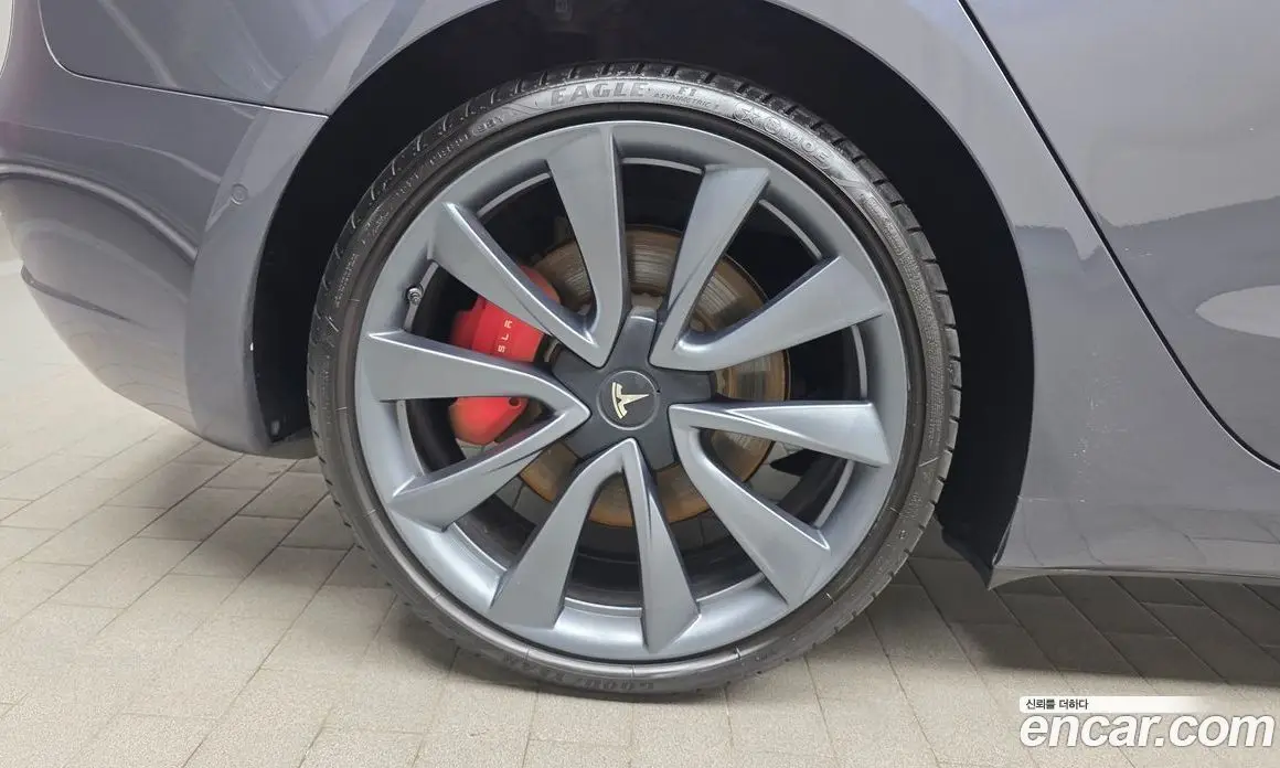 Tesla Model 3 2020 0.2 автомат (гидро), фото 5 Tesla Model 3 2020 0.2 автомат (гидро), фото 5