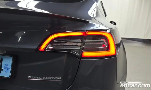 Tesla Model 3 2020 0.2 автомат (гидро), миниатюра 9 Tesla Model 3 2020 0.2 автомат (гидро), миниатюра 9