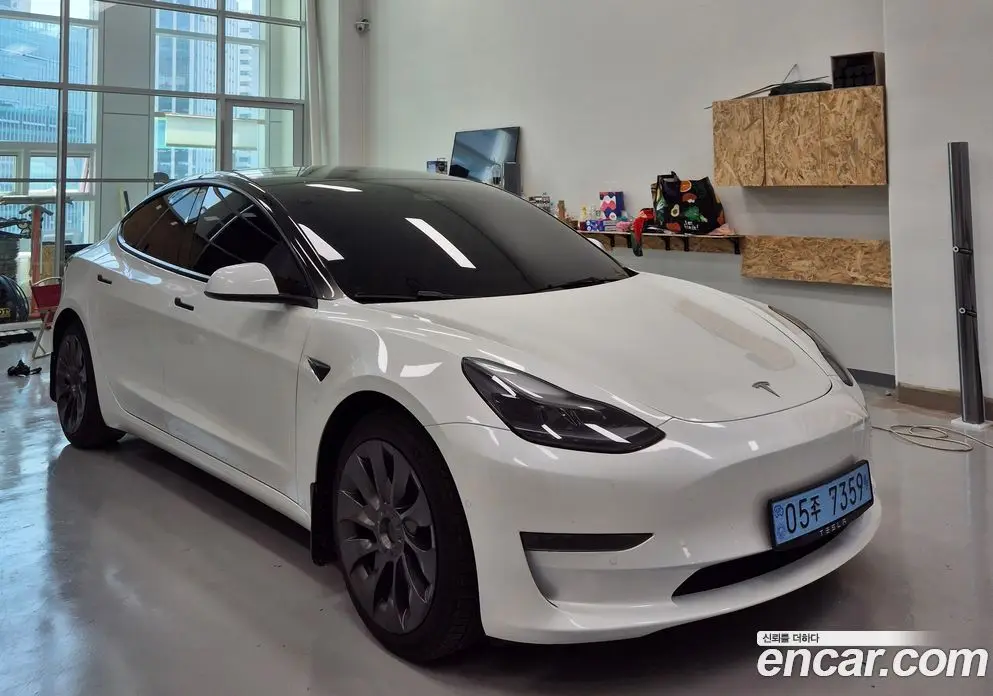 Tesla Model 3 2022 автомат (гидро), фото 1 Tesla Model 3 2022 автомат (гидро), фото 1