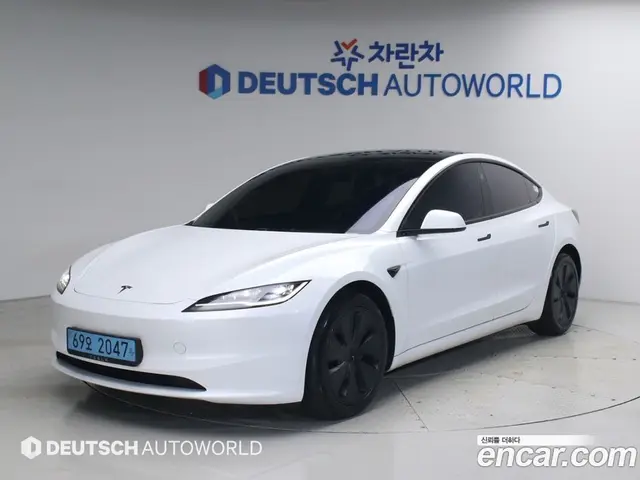 Tesla Model 3, 2024, 49 920 км