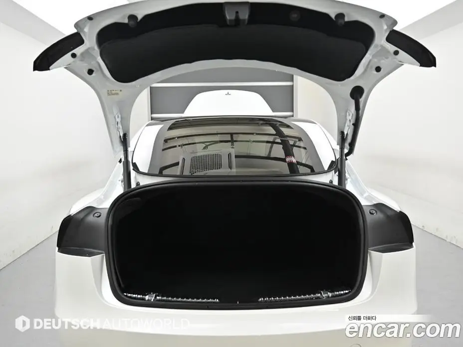 Tesla Model 3 2024 автомат (гидро), фото 19 Tesla Model 3 2024 автомат (гидро), фото 19