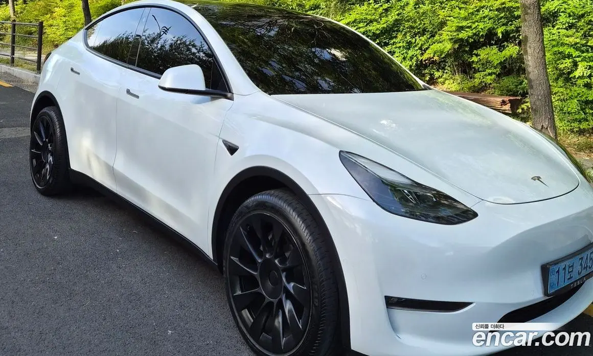 Tesla Model Y 2022 автомат (гидро), фото 2 Tesla Model Y 2022 автомат (гидро), фото 2