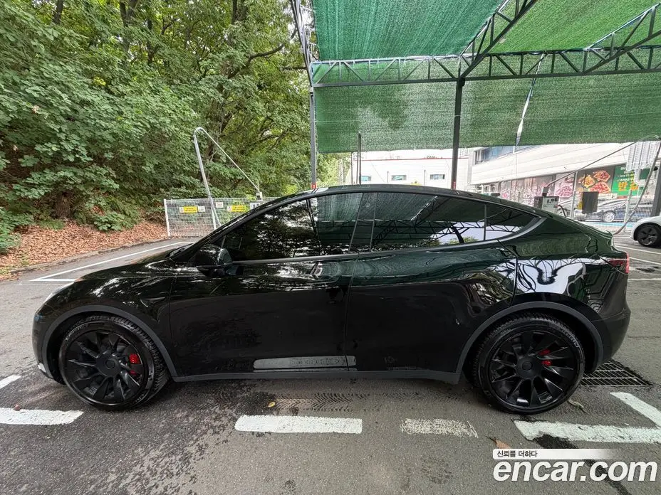 Tesla Model Y 2022 автомат (гидро), фото 5 Tesla Model Y 2022 автомат (гидро), фото 5