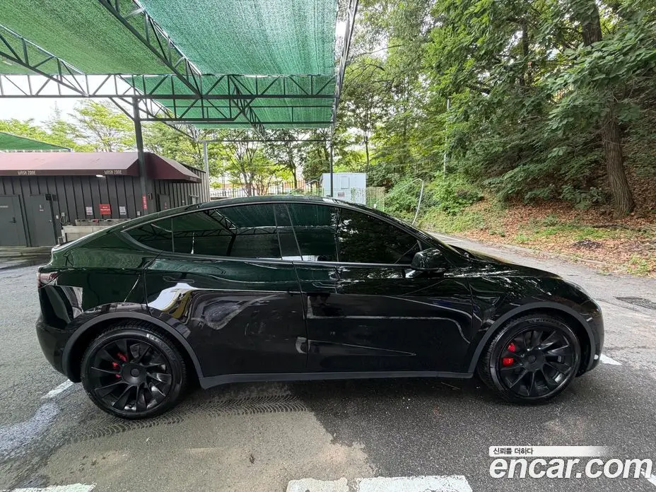 Tesla Model Y 2022 автомат (гидро), фото 6 Tesla Model Y 2022 автомат (гидро), фото 6