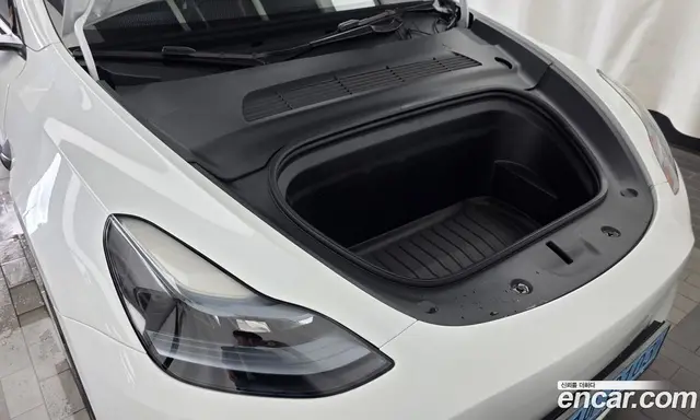 Tesla Model Y 2024 0.2 автомат (гидро), миниатюра 6 Tesla Model Y 2024 0.2 автомат (гидро), миниатюра 6