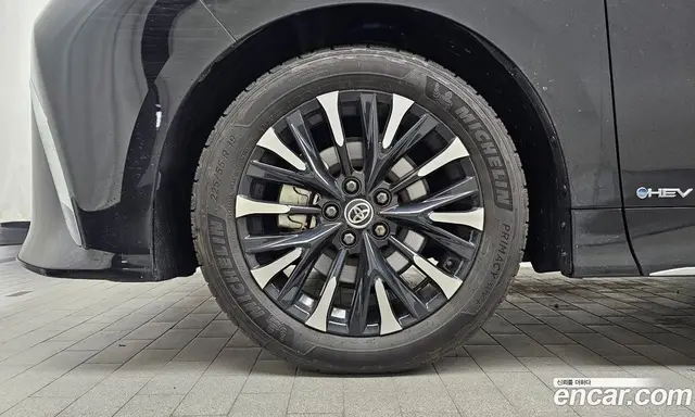 Toyota Alphard 2025 2.5 автомат (гидро), миниатюра 5 Toyota Alphard 2025 2.5 автомат (гидро), миниатюра 5