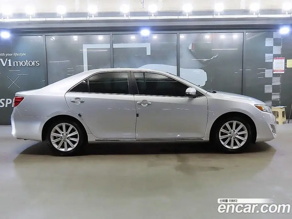 Toyota Camry 2012 2.5 автомат (гидро), фото 10 Toyota Camry 2012 2.5 автомат (гидро), фото 10