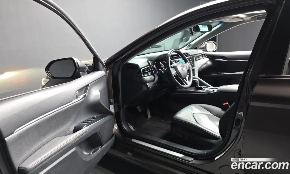 Toyota Camry 2018 2.5 автомат (гидро), фото 13 Toyota Camry 2018 2.5 автомат (гидро), фото 13