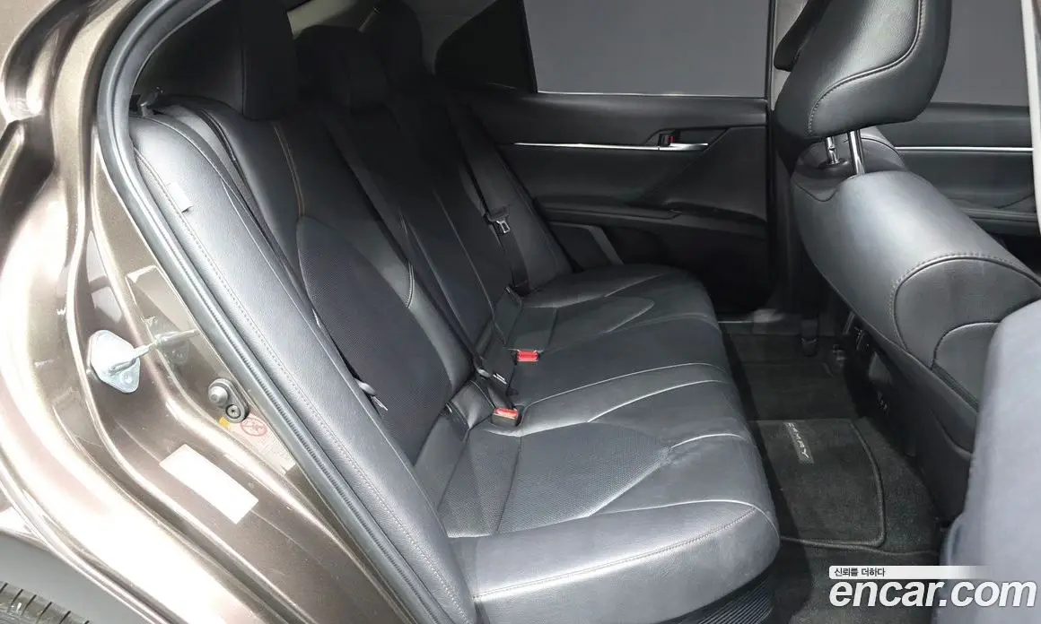 Toyota Camry 2018 2.5 автомат (гидро), фото 18 Toyota Camry 2018 2.5 автомат (гидро), фото 18