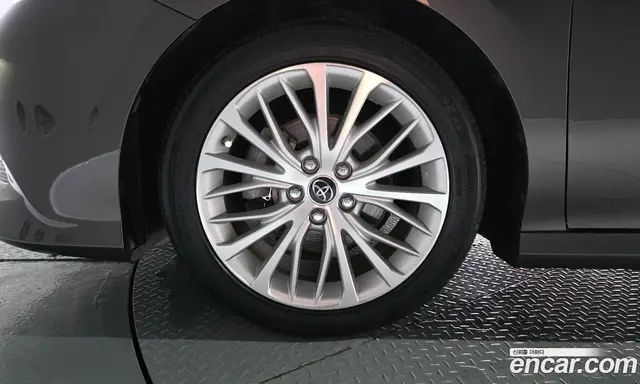 Toyota Camry 2018 2.5 автомат (гидро), миниатюра 5 Toyota Camry 2018 2.5 автомат (гидро), миниатюра 5