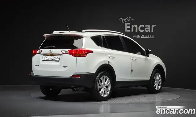 Toyota RAV4 2014 2.5 автомат (гидро), миниатюра 2 Toyota RAV4 2014 2.5 автомат (гидро), миниатюра 2