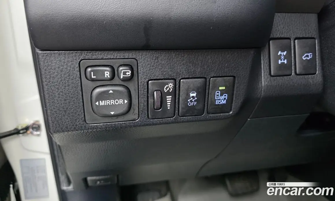 Toyota RAV4 2014 2.5 автомат (гидро), фото 26 Toyota RAV4 2014 2.5 автомат (гидро), фото 26