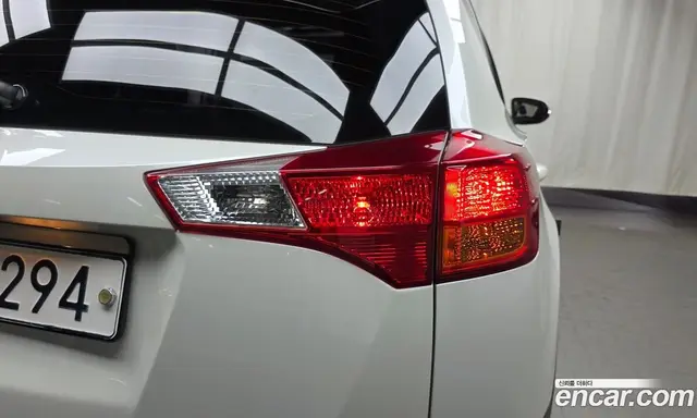 Toyota RAV4 2014 2.5 автомат (гидро), миниатюра 9 Toyota RAV4 2014 2.5 автомат (гидро), миниатюра 9