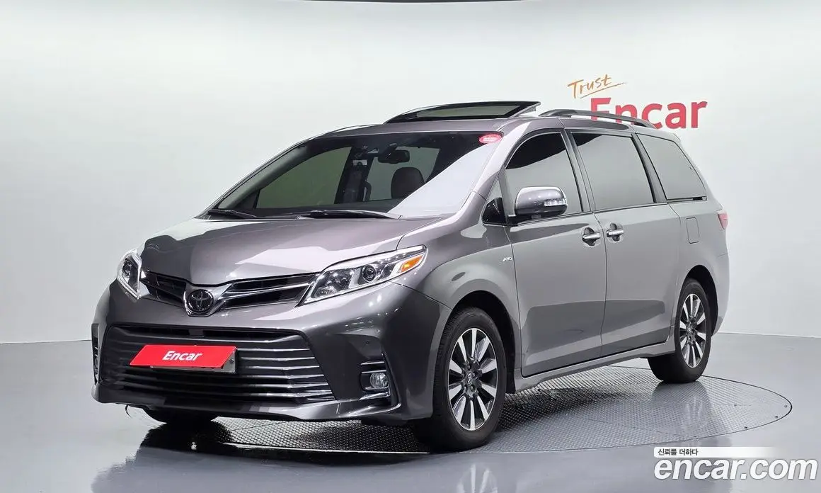 Toyota Sienna 2018 3.5 автомат (гидро), фото 1 Toyota Sienna 2018 3.5 автомат (гидро), фото 1