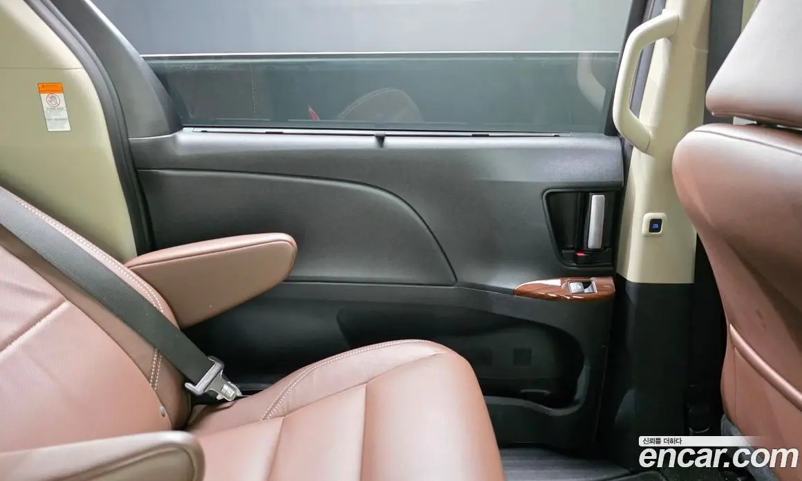 Toyota Sienna 2018 3.5 автомат (гидро), фото 15 Toyota Sienna 2018 3.5 автомат (гидро), фото 15