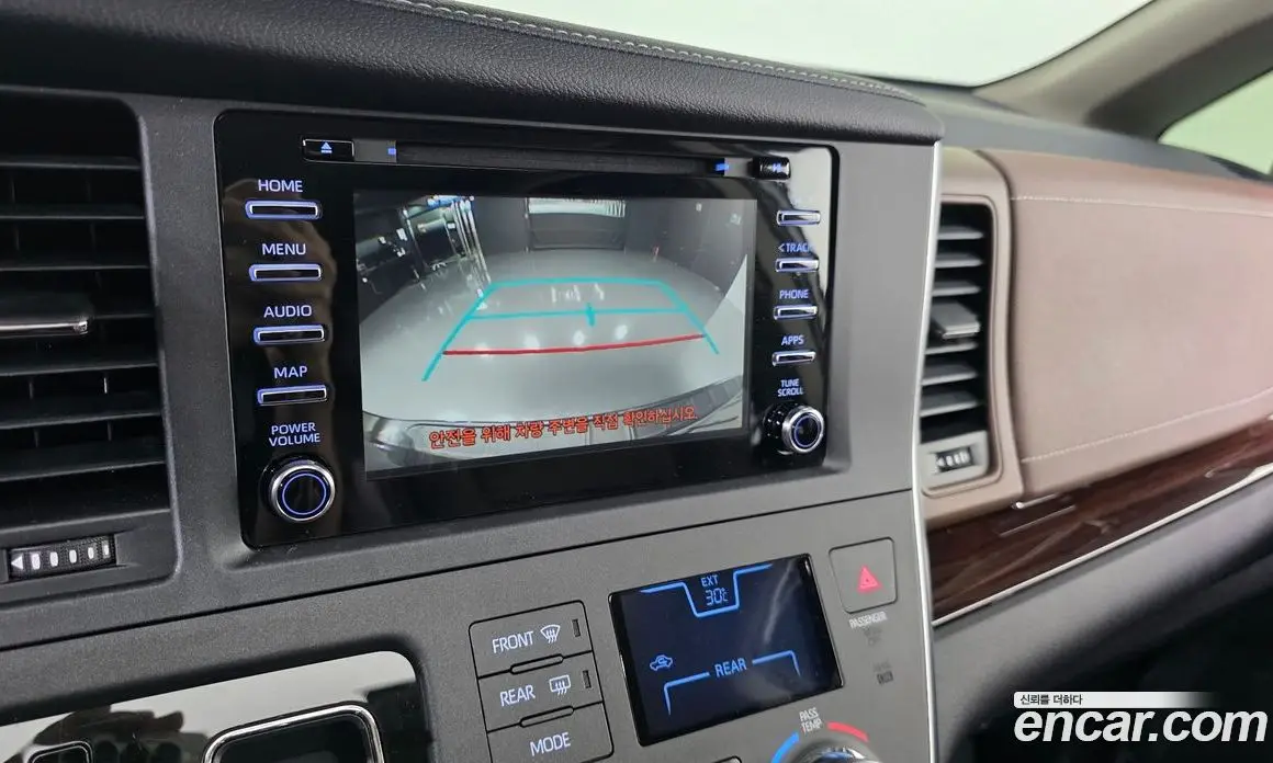 Toyota Sienna 2018 3.5 автомат (гидро), фото 22 Toyota Sienna 2018 3.5 автомат (гидро), фото 22