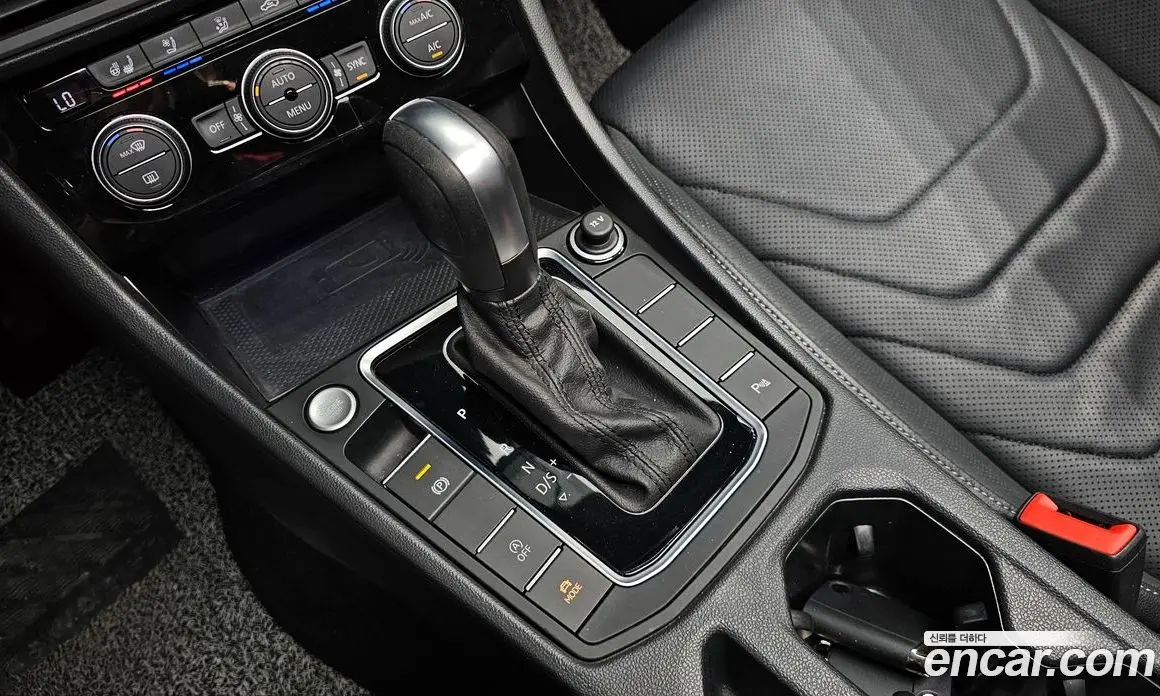 Volkswagen Jetta 2020 1.4 автомат (гидро), фото 12