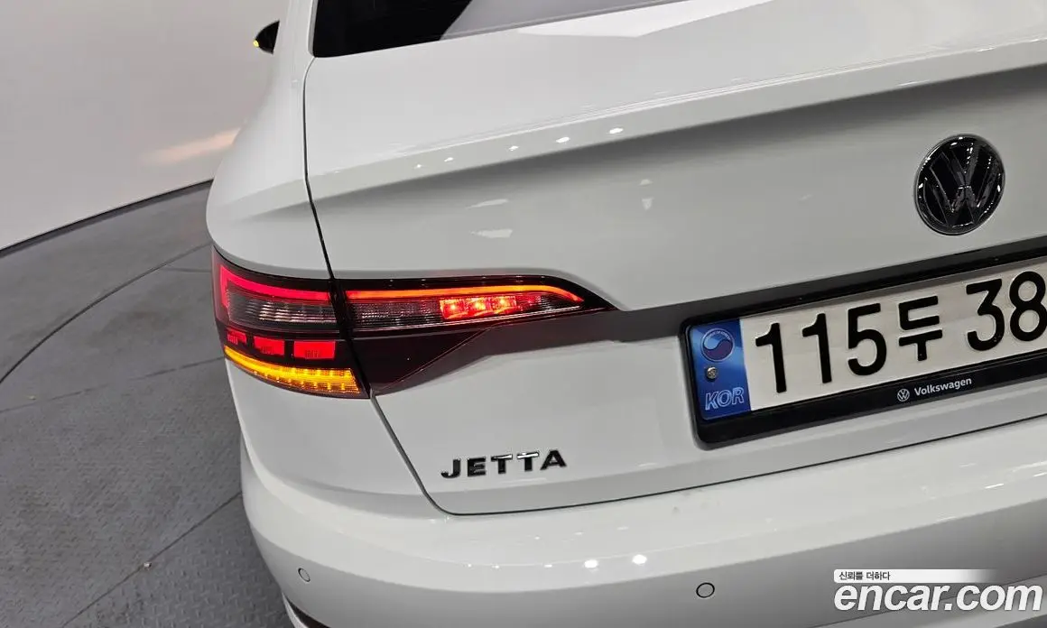 Volkswagen Jetta 2020 1.4 автомат (гидро), фото 9