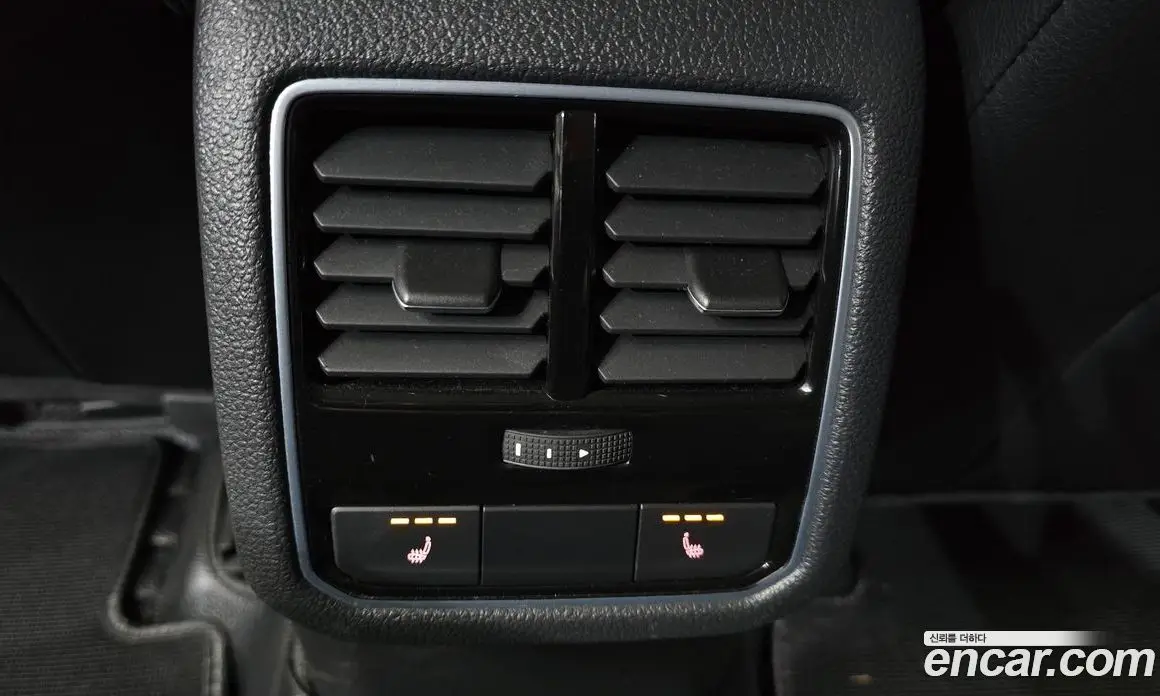 Volkswagen Passat 2018 2.0 автомат (гидро), фото 15 Volkswagen Passat 2018 2.0 автомат (гидро), фото 15
