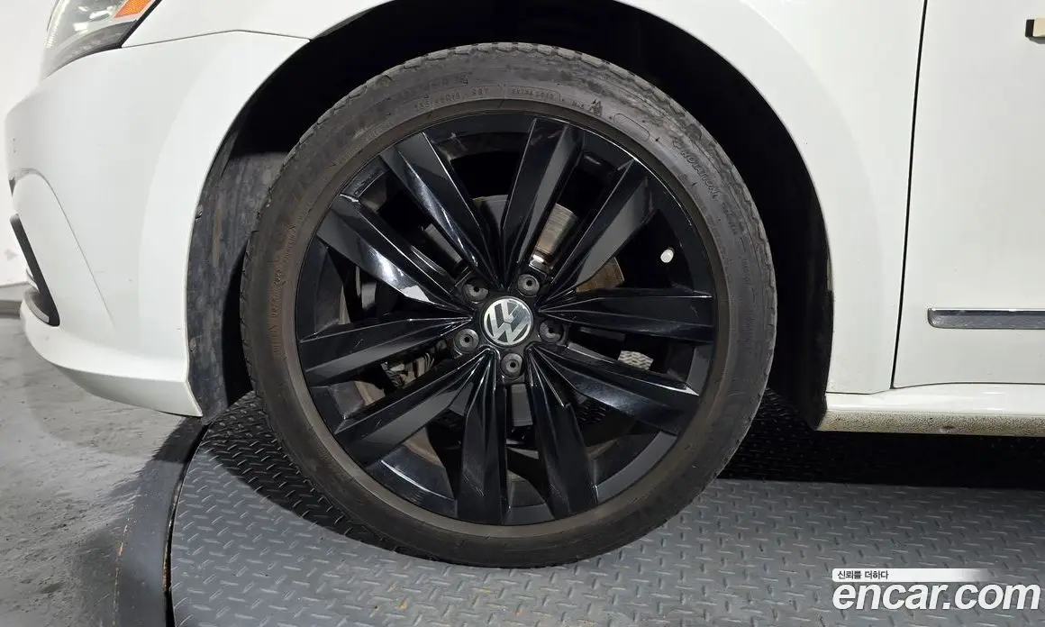 Volkswagen Passat 2018 2.0 автомат (гидро), фото 5 Volkswagen Passat 2018 2.0 автомат (гидро), фото 5