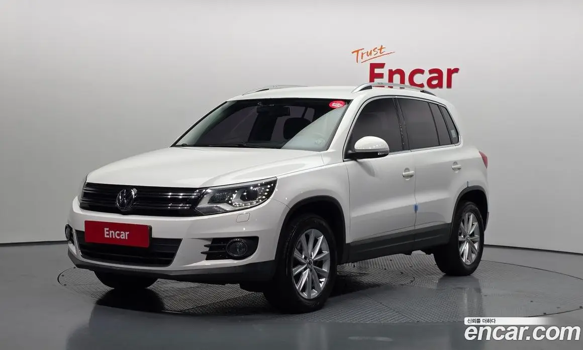 Volkswagen Tiguan 2013 2.0 автомат (гидро), фото 1 Volkswagen Tiguan 2013 2.0 автомат (гидро), фото 1