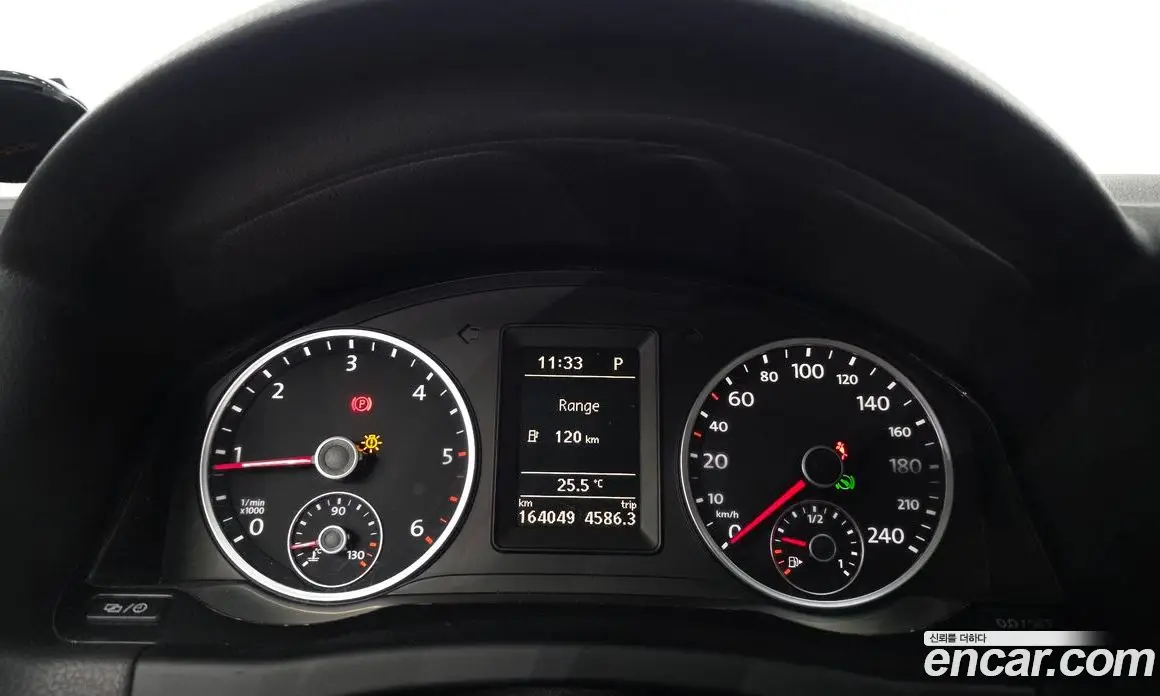 Volkswagen Tiguan 2013 2.0 автомат (гидро), фото 8 Volkswagen Tiguan 2013 2.0 автомат (гидро), фото 8