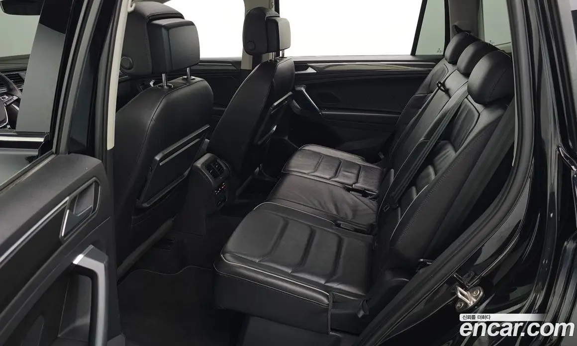 Volkswagen Tiguan 2020 2.0 автомат (гидро), фото 11 Volkswagen Tiguan 2020 2.0 автомат (гидро), фото 11