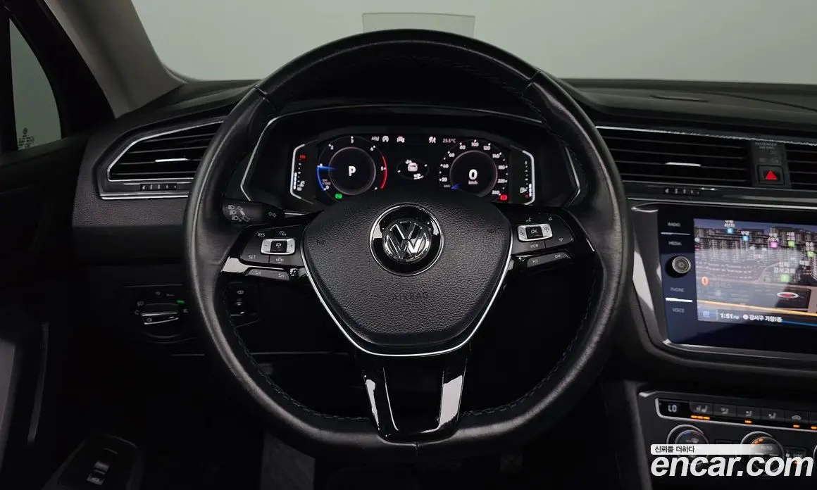 Volkswagen Tiguan 2020 2.0 автомат (гидро), фото 12 Volkswagen Tiguan 2020 2.0 автомат (гидро), фото 12