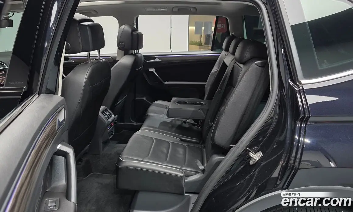 Volkswagen Tiguan 2023 2.0 автомат (гидро), фото 15 Volkswagen Tiguan 2023 2.0 автомат (гидро), фото 15