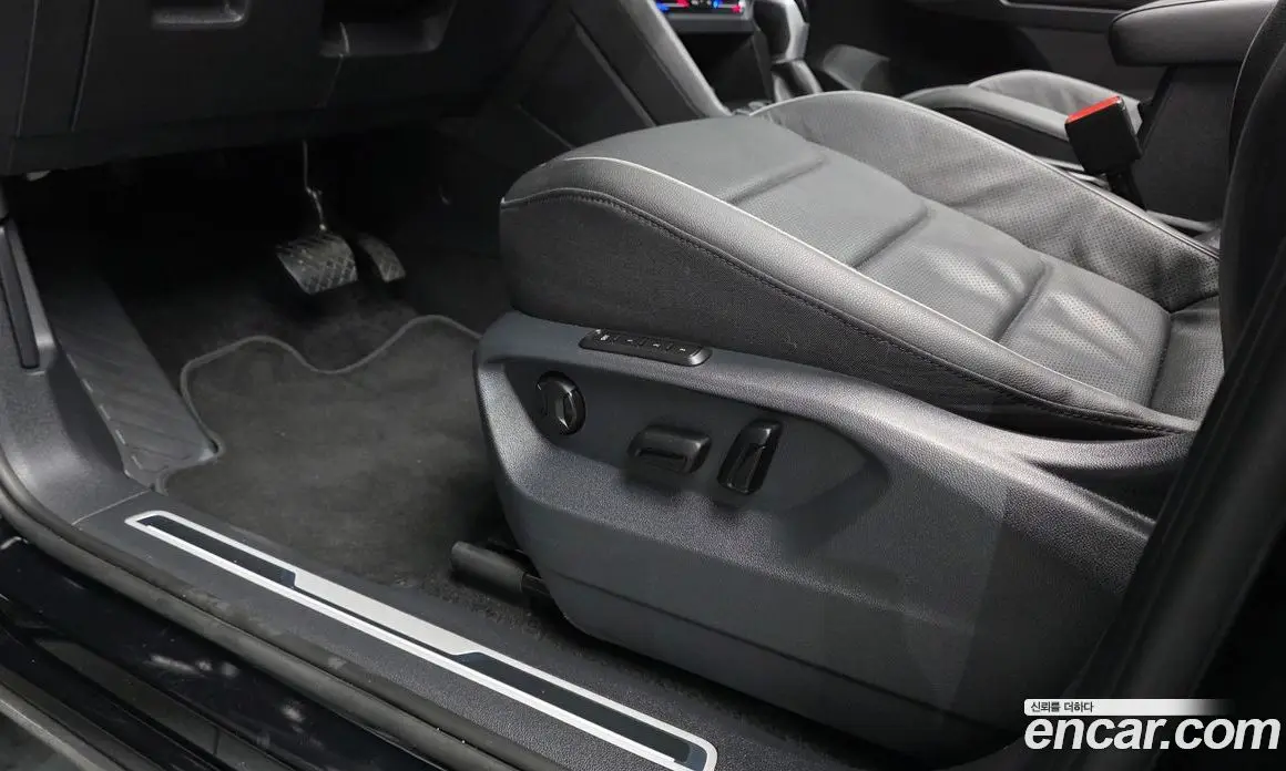 Volkswagen Tiguan 2023 2.0 автомат (гидро), фото 31 Volkswagen Tiguan 2023 2.0 автомат (гидро), фото 31