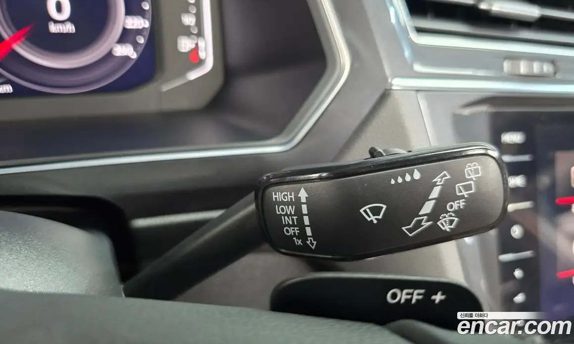 Volkswagen Tiguan 2023 2.0 автомат (гидро), фото 26