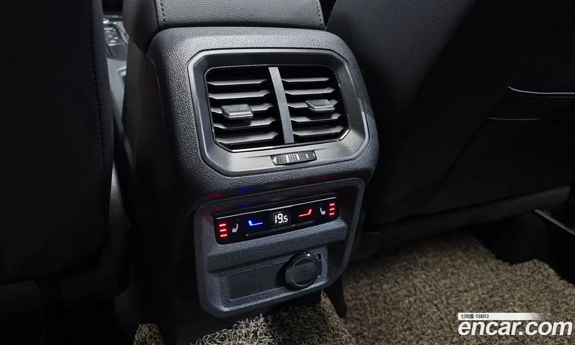 Volkswagen Tiguan 2023 2.0 автомат (гидро), фото 28