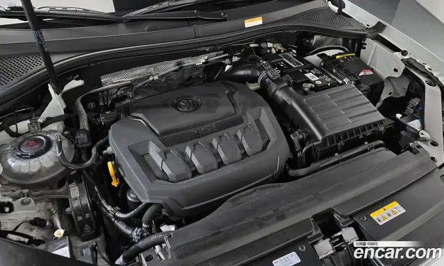 Volkswagen Tiguan 2023 2.0 автомат (гидро), миниатюра 5