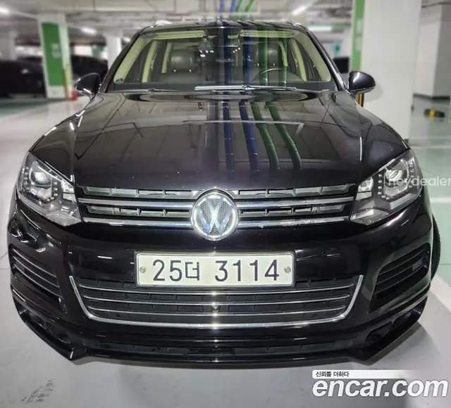 Volkswagen Touareg 2014 4.1 автомат (гидро), миниатюра 1 Volkswagen Touareg 2014 4.1 автомат (гидро), миниатюра 1