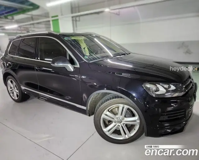 Volkswagen Touareg 2014 4.1 автомат (гидро), миниатюра 3 Volkswagen Touareg 2014 4.1 автомат (гидро), миниатюра 3