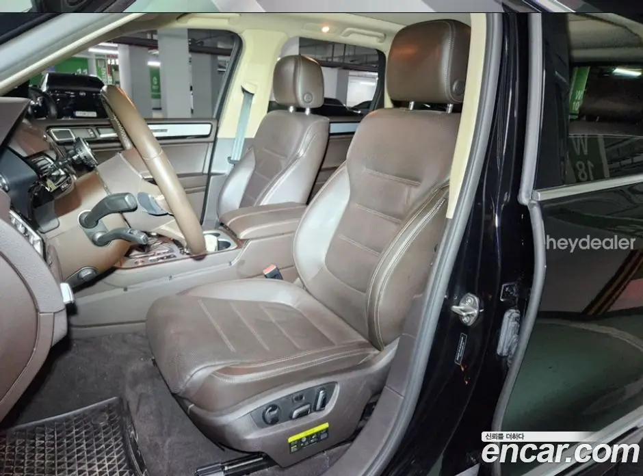 Volkswagen Touareg 2014 4.1 автомат (гидро), фото 10 Volkswagen Touareg 2014 4.1 автомат (гидро), фото 10