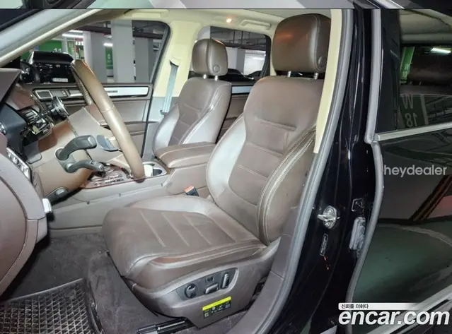 Volkswagen Touareg 2014 4.1 автомат (гидро), миниатюра 10 Volkswagen Touareg 2014 4.1 автомат (гидро), миниатюра 10