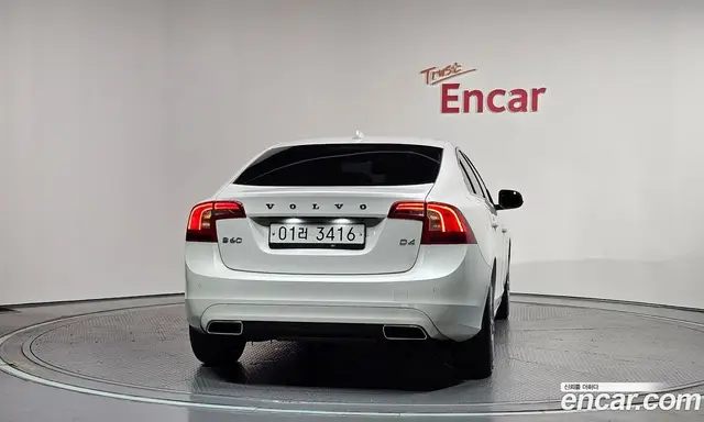 Volvo S60 2017 2.0 автомат (гидро), миниатюра 4 Volvo S60 2017 2.0 автомат (гидро), миниатюра 4