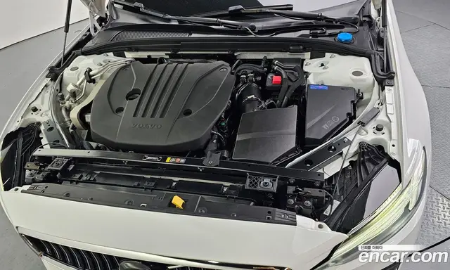 Volvo S60 2023 2.0 автомат (гидро), миниатюра 5 Volvo S60 2023 2.0 автомат (гидро), миниатюра 5